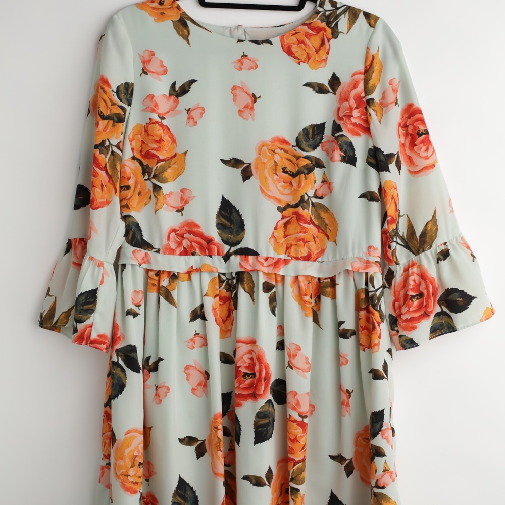 CeCe Floral Dress Size 6